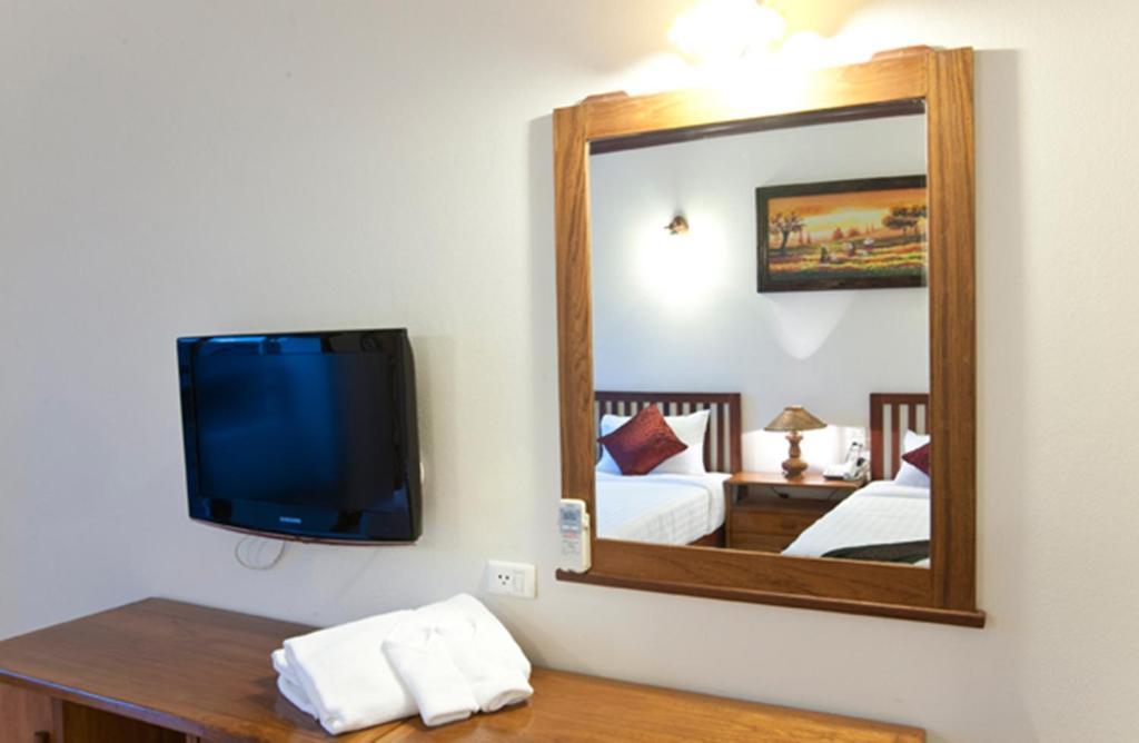 Baankhun Chiang Mai Hotel Екстериор снимка